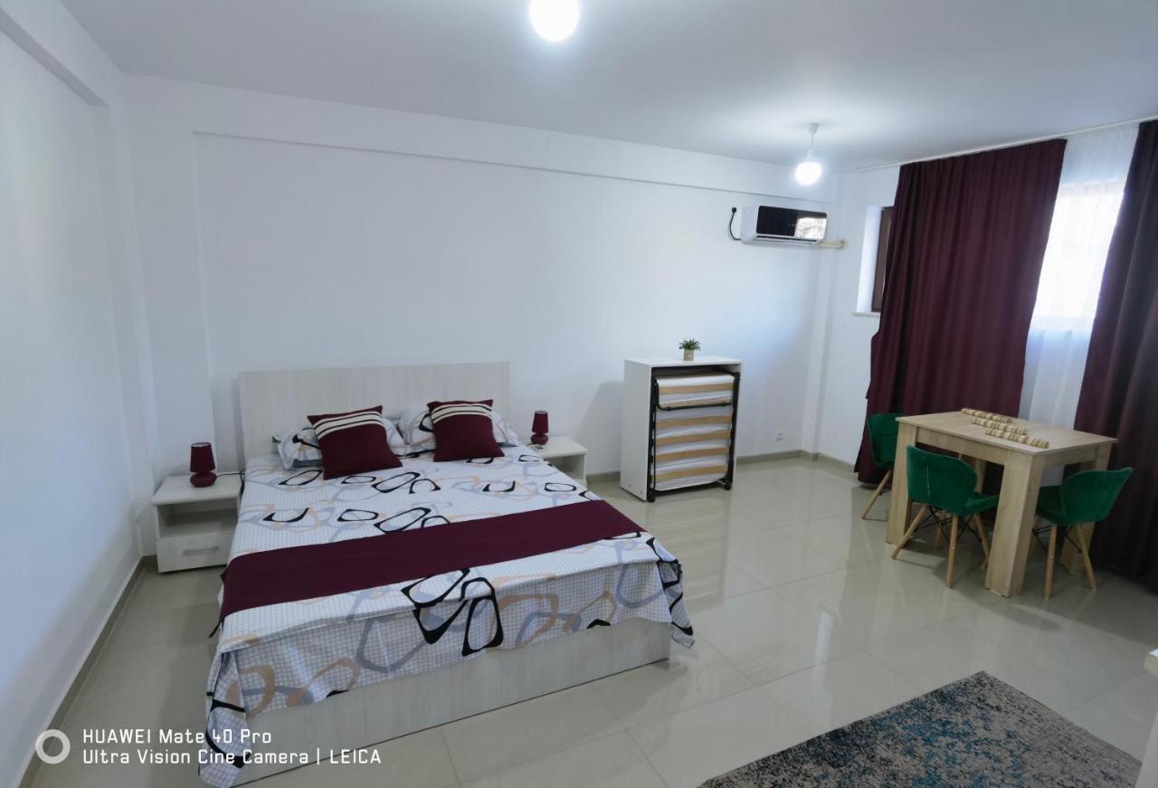 Garsoniera De La Mare Apartment Mangalia Exterior photo